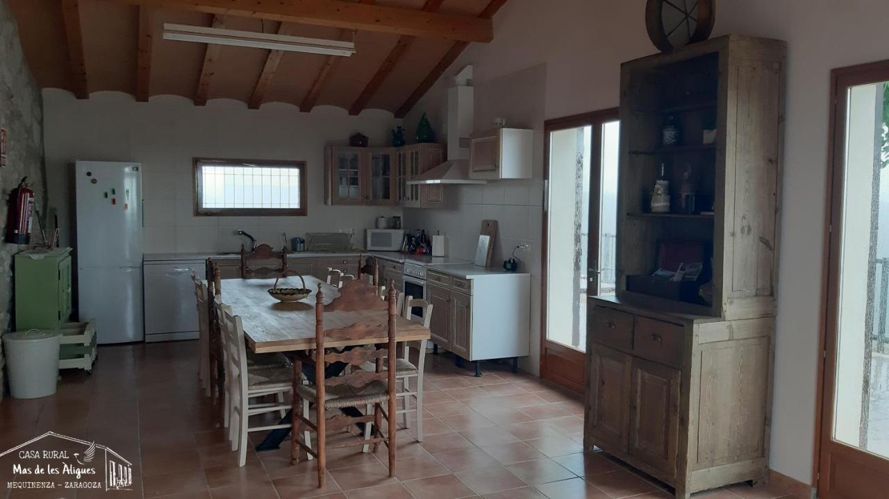 Casa Rural Mas De Les Aligues เมกิเนนซา ภายนอก รูปภาพ