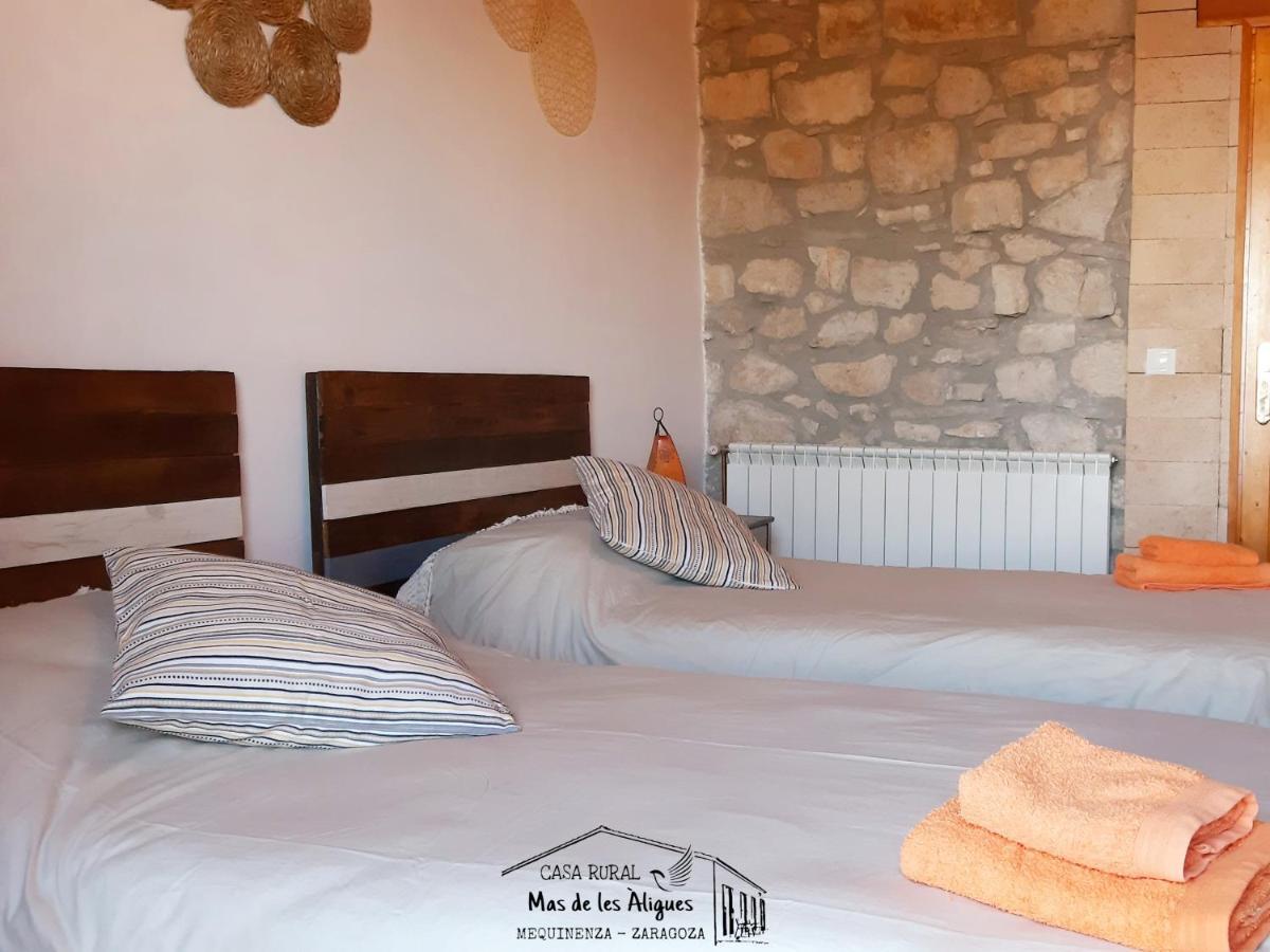 Casa Rural Mas De Les Aligues เมกิเนนซา ภายนอก รูปภาพ