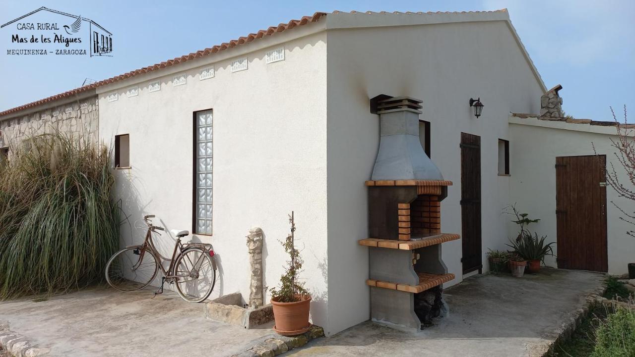 Casa Rural Mas De Les Aligues เมกิเนนซา ภายนอก รูปภาพ